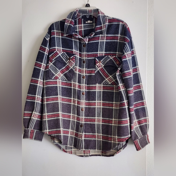 ECOTÉ |  Women's Heavy Flannel Shirt |  Long Sleeve | Snaps Faded Design | M/L - Picture 3 of 6